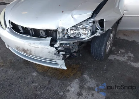 2005 Toyota Camry Le V6 from USA, damaged, VIN 4T1BF32KX5U609132